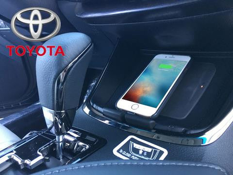 How to Use the Latitude iPhone 7/6/6s Universal Wireless Charging Case with Your Toyota’s In-car Wireless Charger