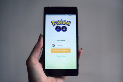 Optimizing battery life: Wireless charging tips for Pokémon Go players