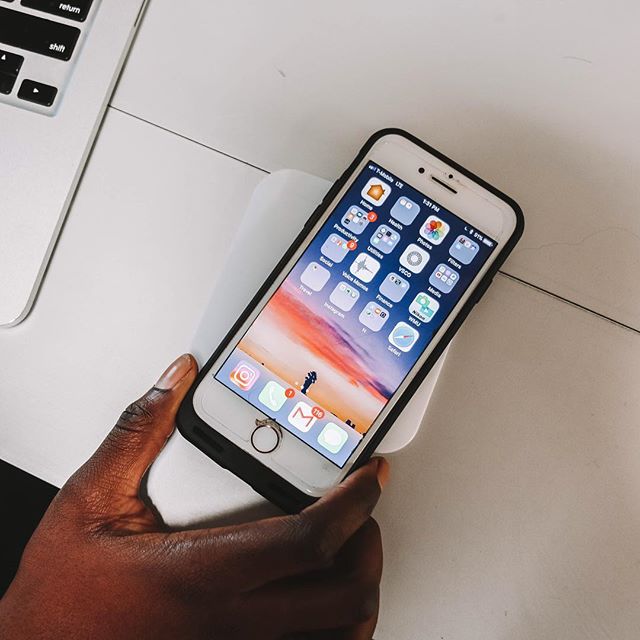Mobile Devices with Wireless Charging and Fast-Charge Capability